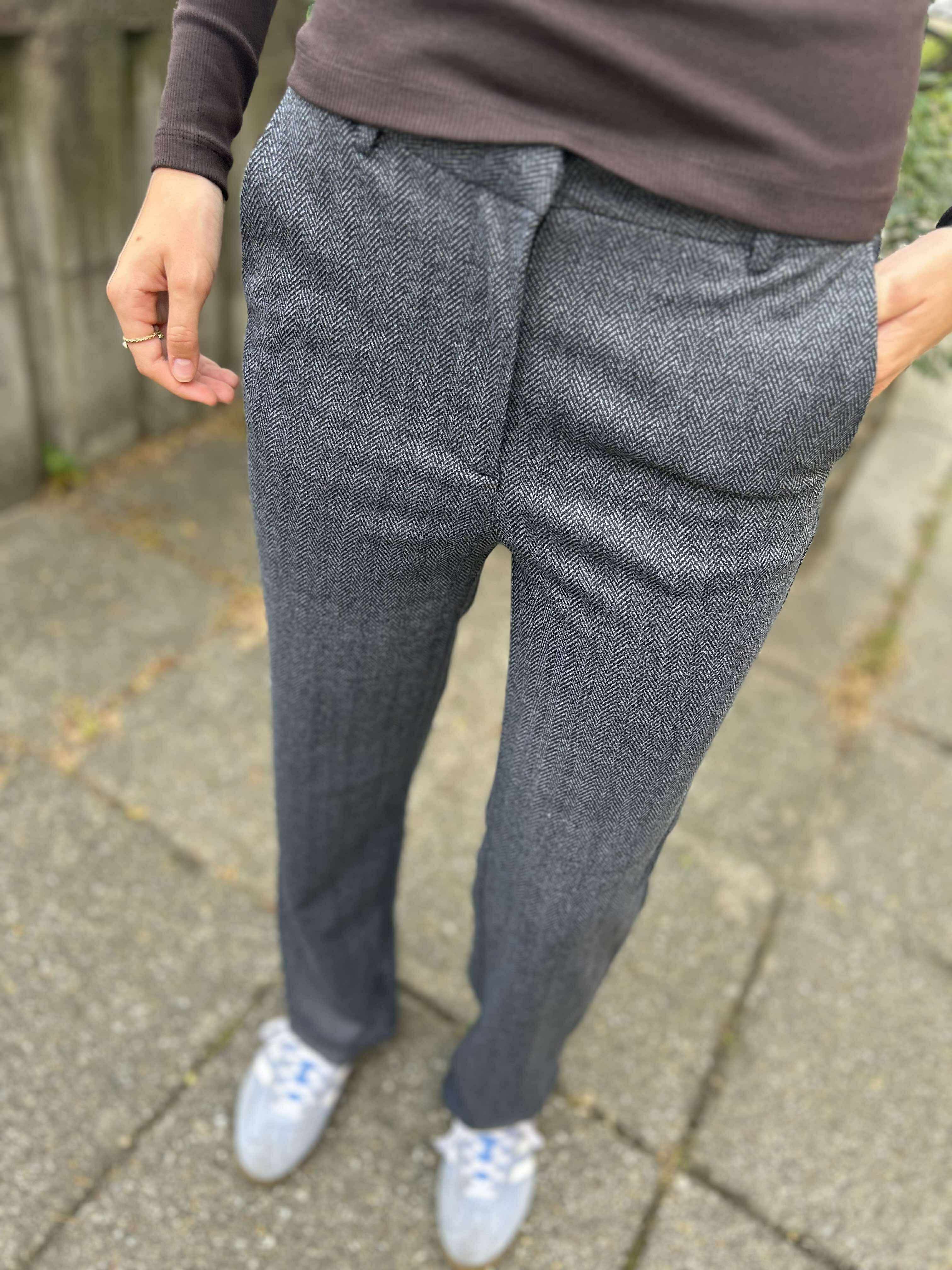 VMZAMIRA Trousers - Black/HERRINGBON